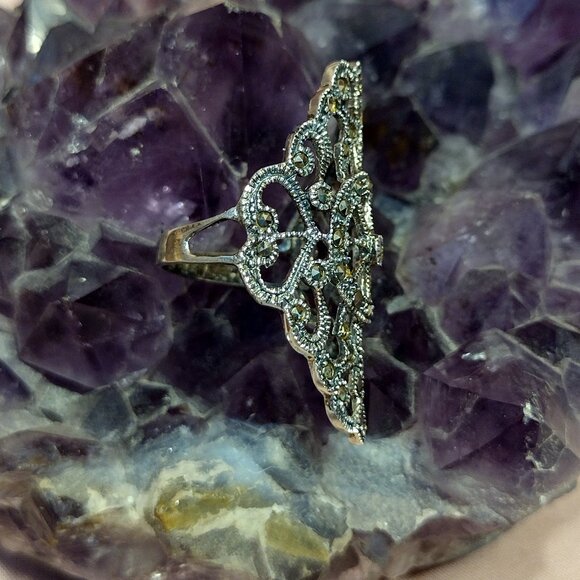 Sterling Silver Marcasite Filigree Ring - Picture 4 of 10